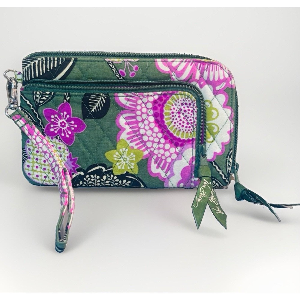 Vera Bradley Olivia‎ Pink Green Floral Zip Wallet Wristlet Credit Card Zipper